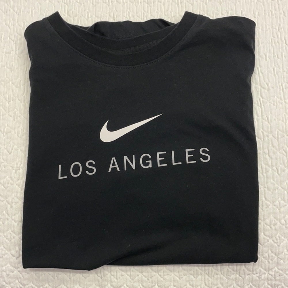 Nike Graphic Tee